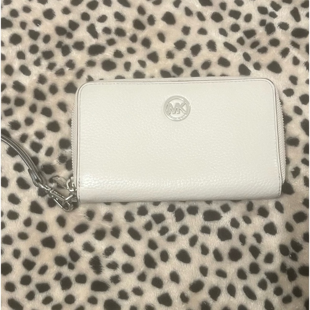 Michael Kors Wristlet